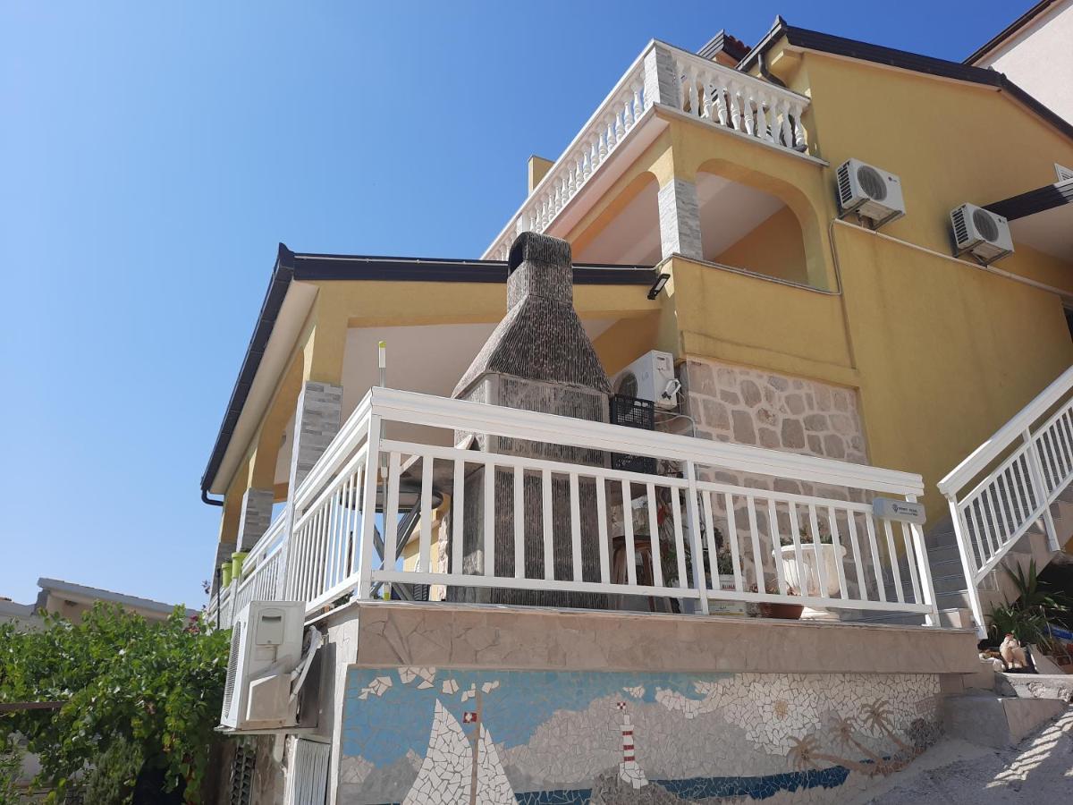 Apartman Saric K&M Apartment Baska Voda Luaran gambar